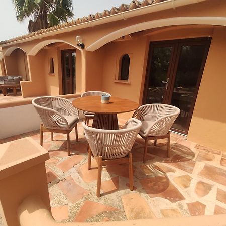 Claudia By Nura Villa Campos  Exterior photo